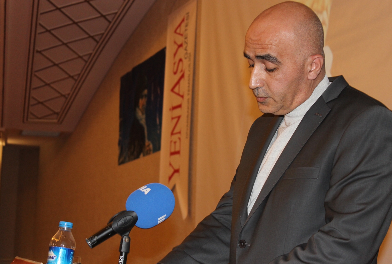 “Derin devletin en büyük arzusu, dindarları birbiriyle çatıştırmaktır” “Derin devletin en büyük arzusu, dindarları birbiriyle çatıştırmaktır”